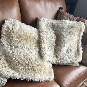 Plush Faux Fur Throw Pillow - Soft Beige